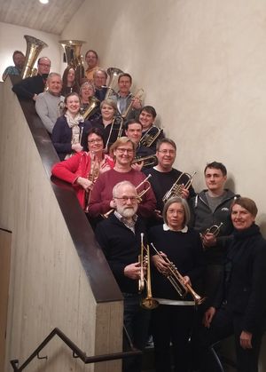 Posaunenchor, Gruppe im Treppenhaus des EZ