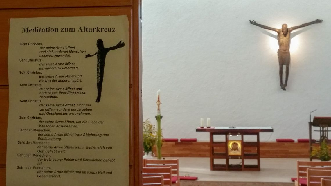 Klinikkapelle, Meditation zum Altarkreuz