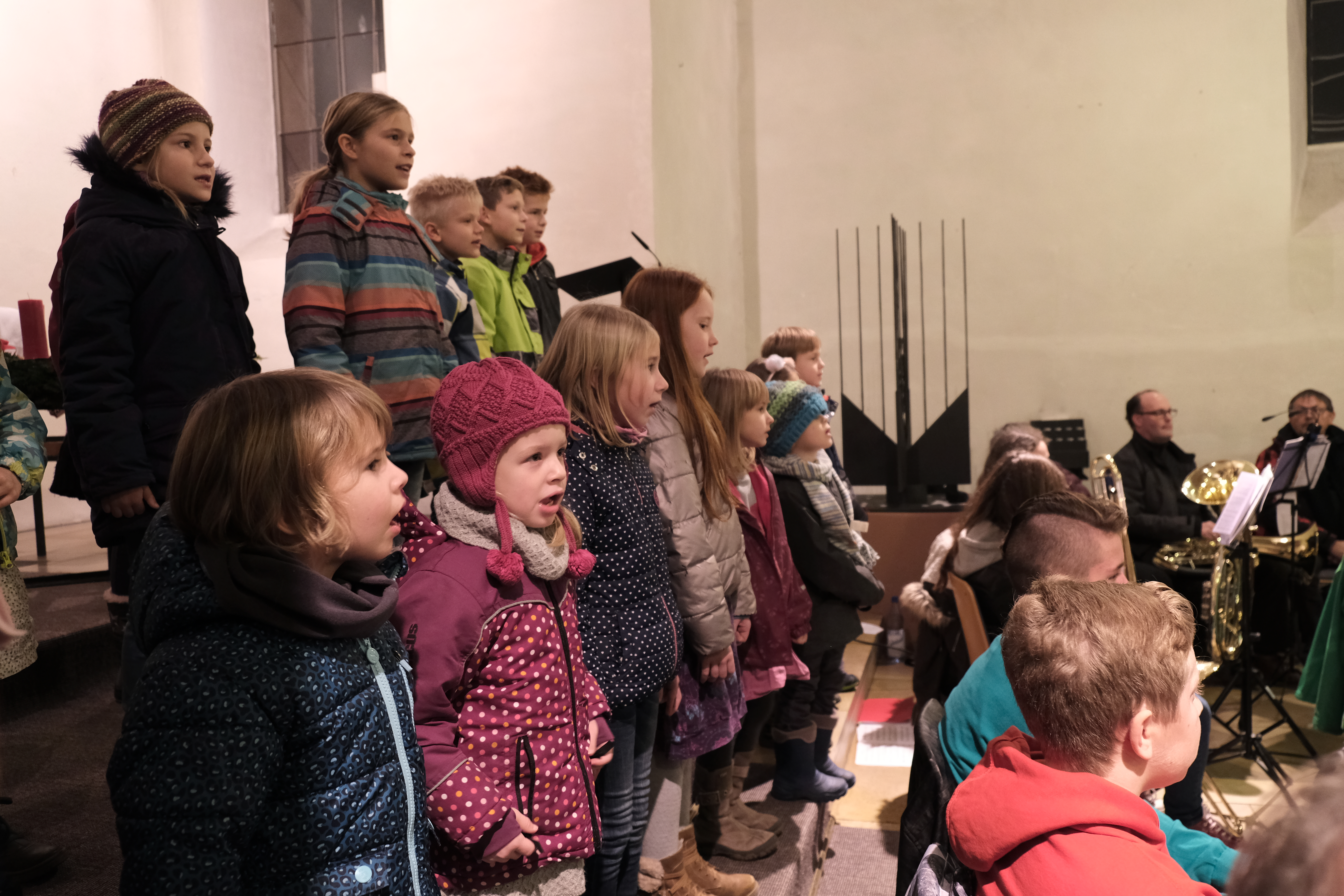 Adventssingen am 2. Dez. 2018 in der Christuskirche, Kinderchor; Foto Eifler
