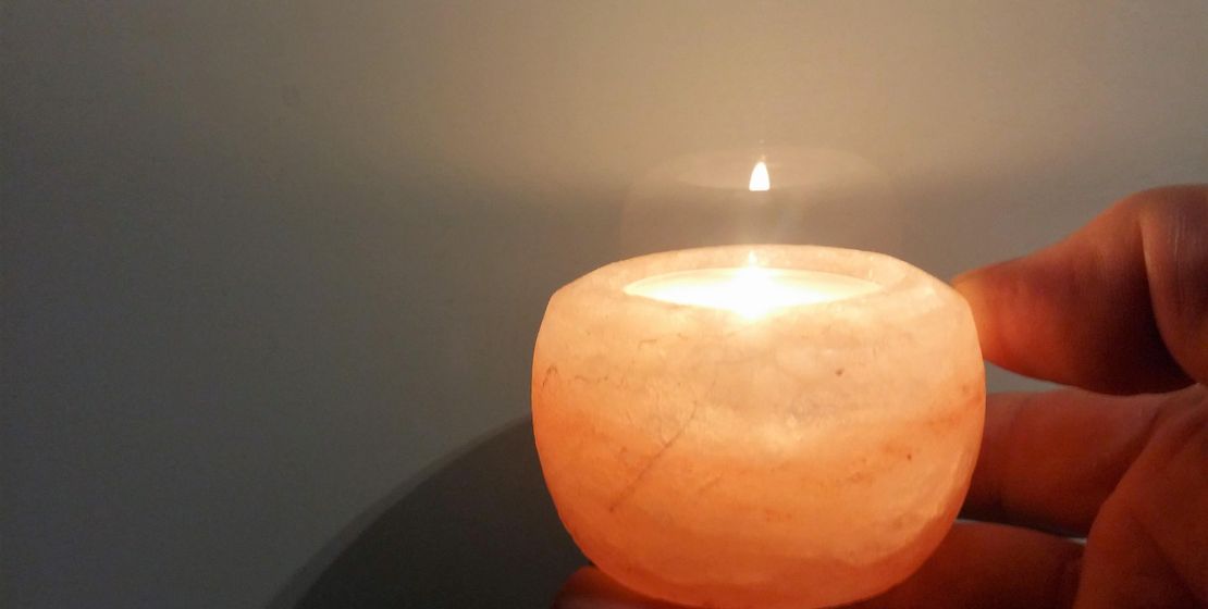 Brennende Kerze; Foto: kubey